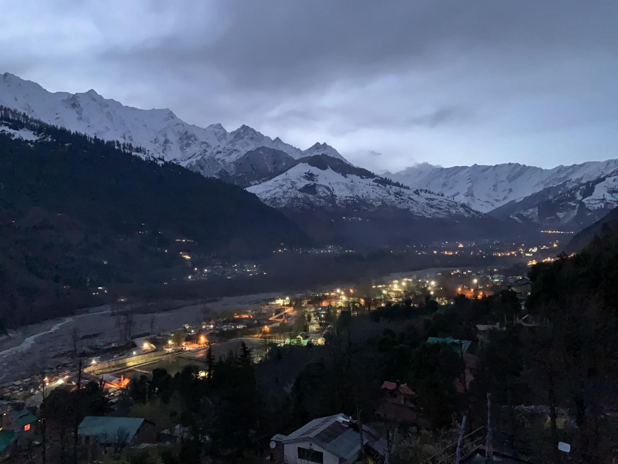 Hotel Arohi Vashist Dış mekan fotoğraf