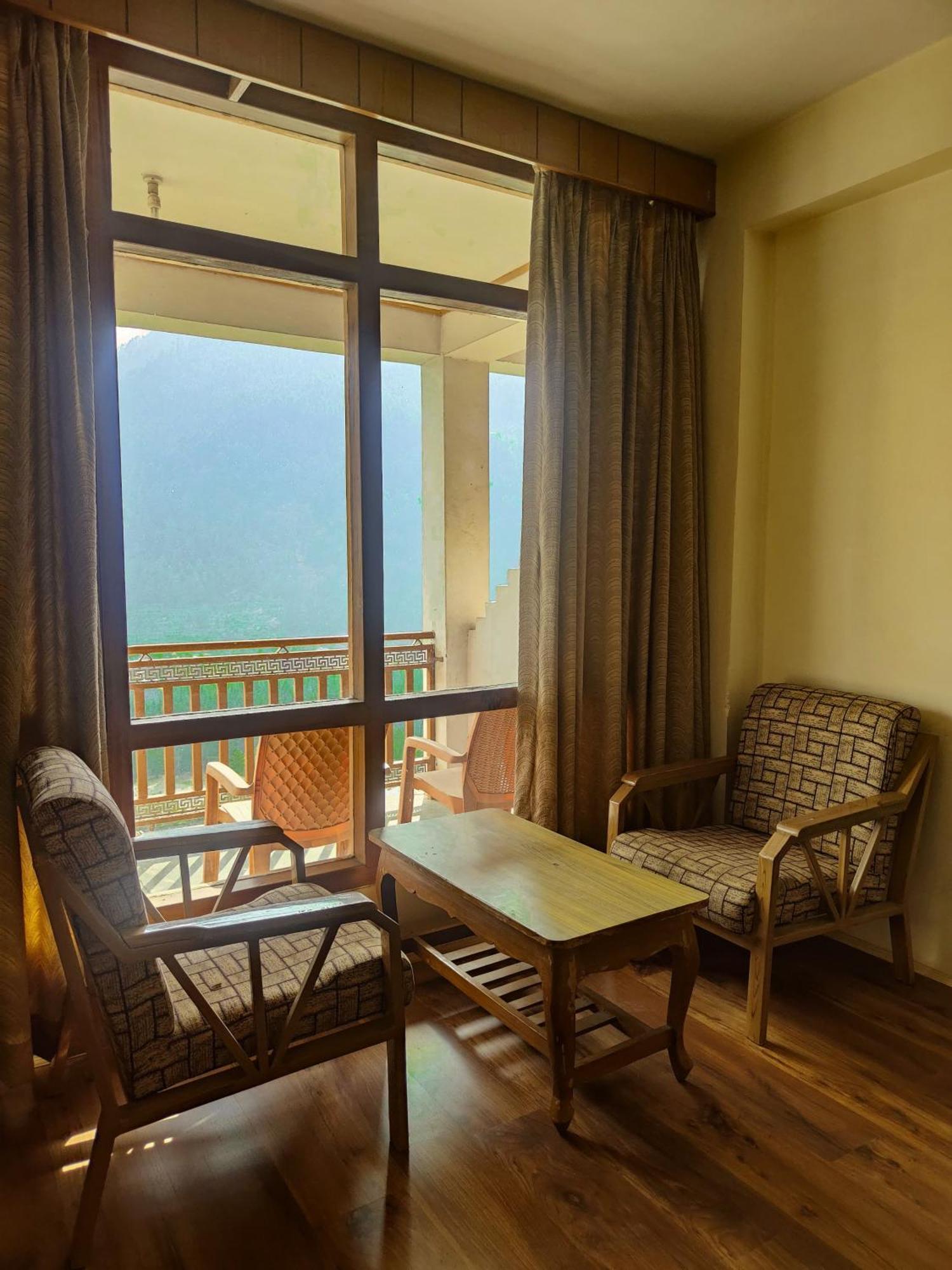 Hotel Arohi Vashist Dış mekan fotoğraf
