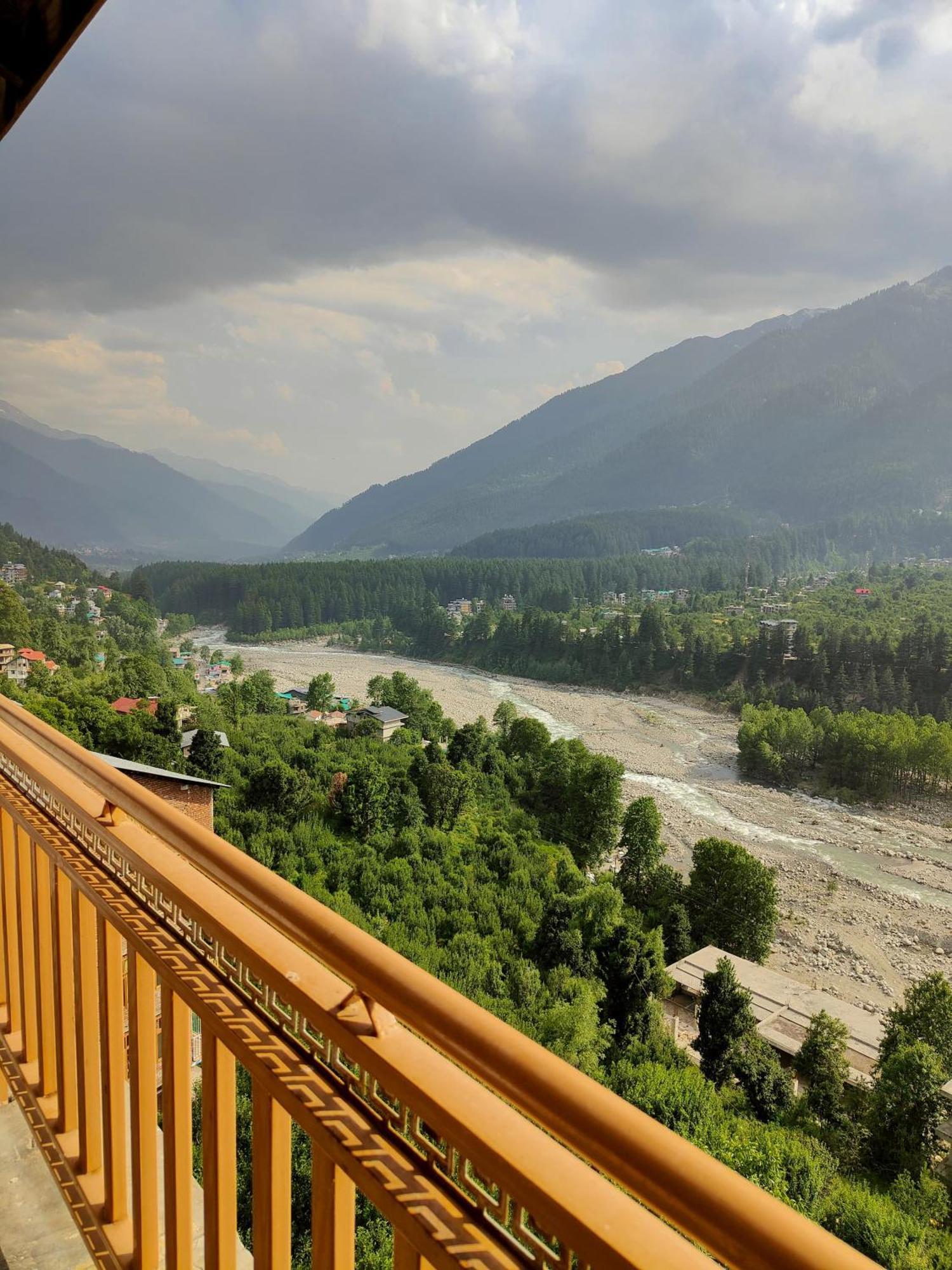 Hotel Arohi Vashist Dış mekan fotoğraf