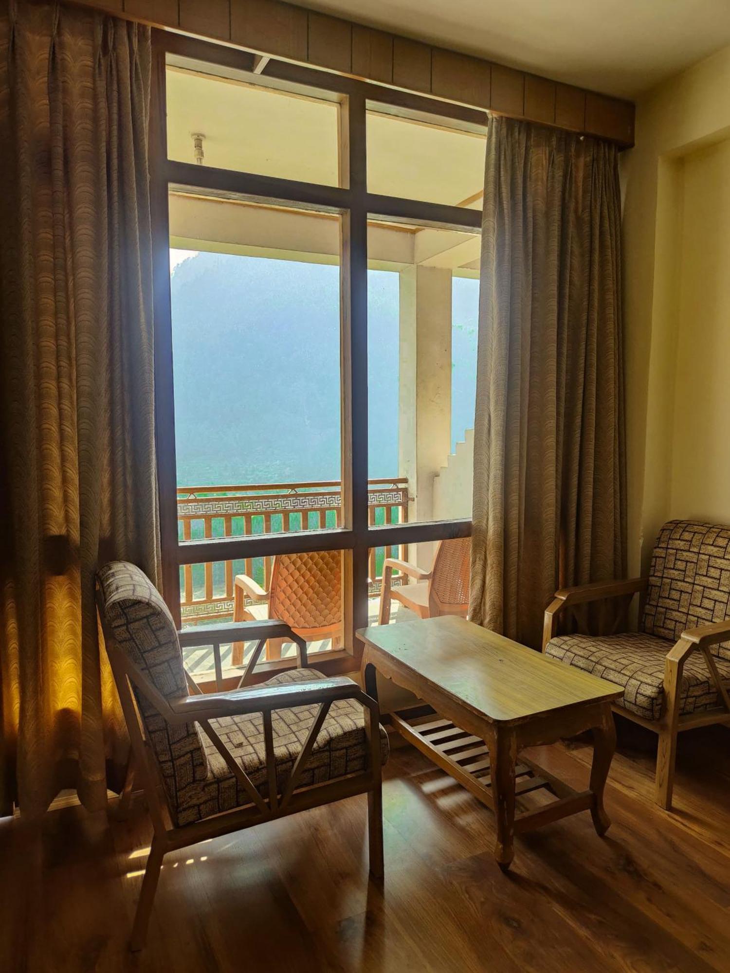 Hotel Arohi Vashist Dış mekan fotoğraf