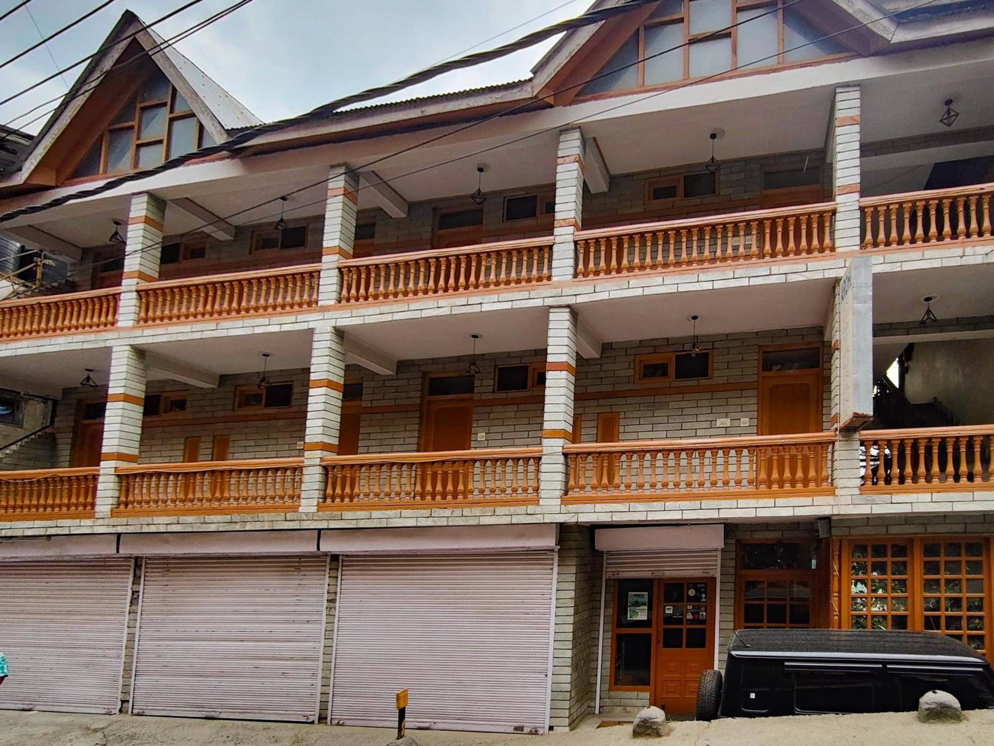 Hotel Arohi Vashist Dış mekan fotoğraf
